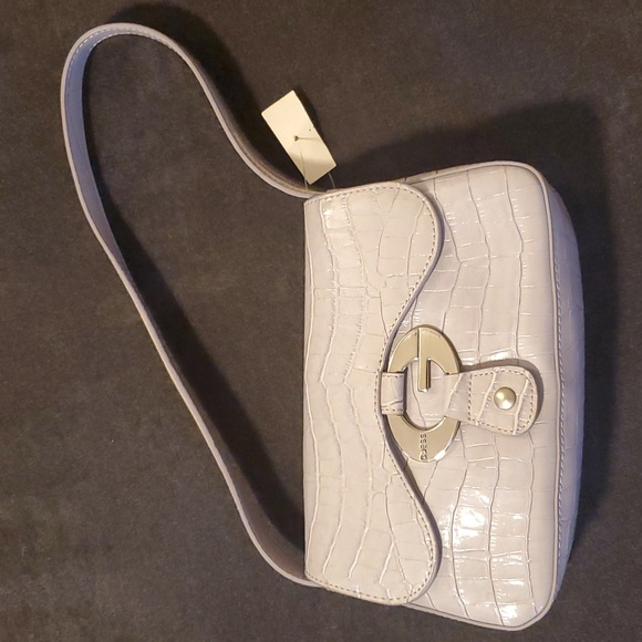 Guess handbag - Picture 1 of 3